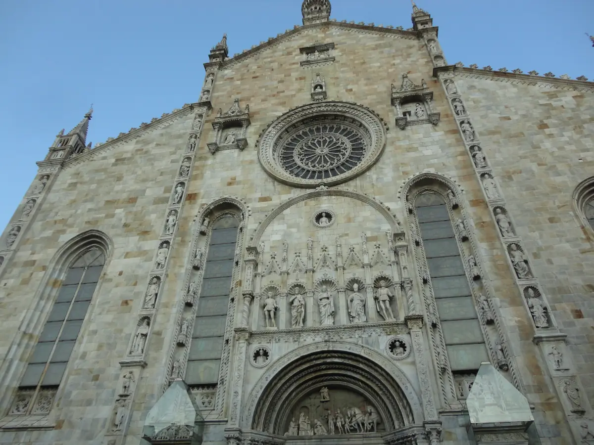 The facade of Como Cathedral