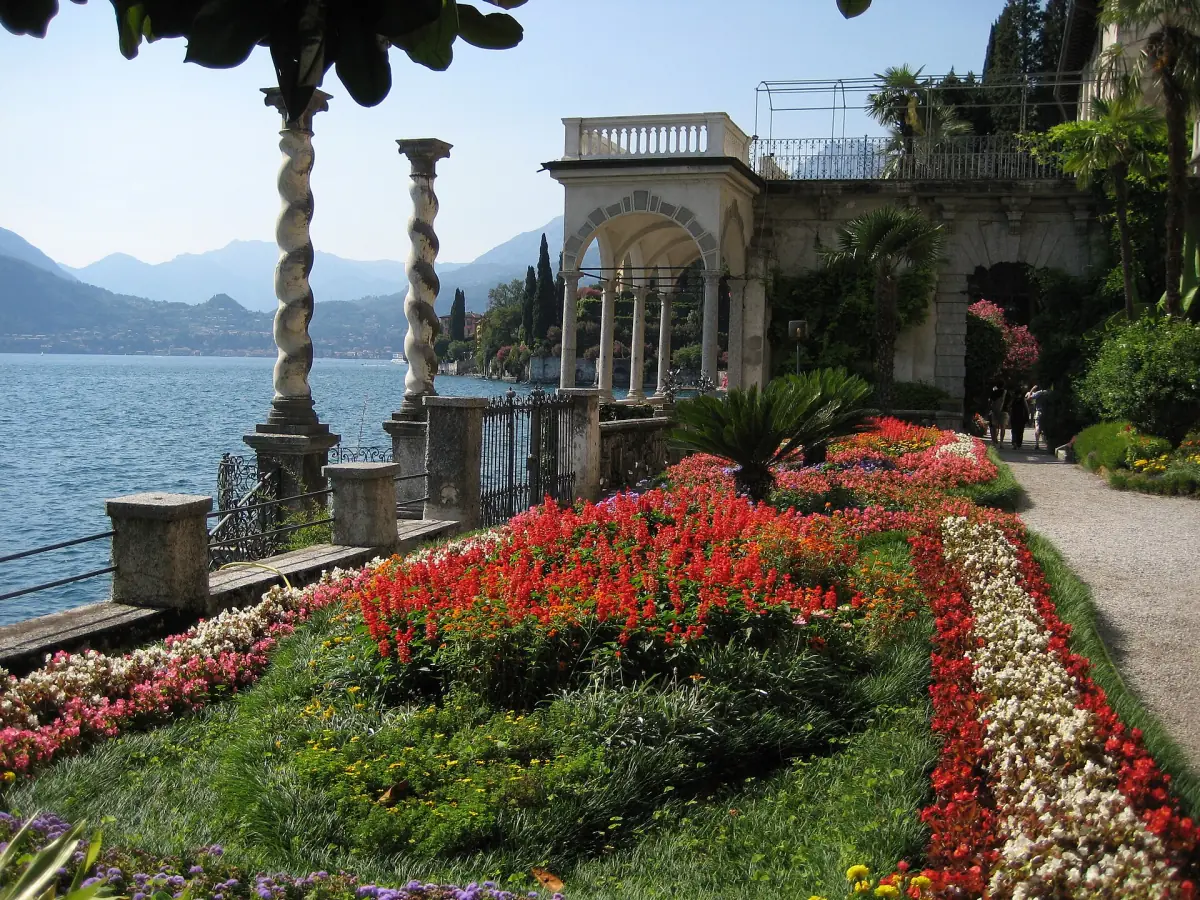 The garden of Villa Monastero in Varenna